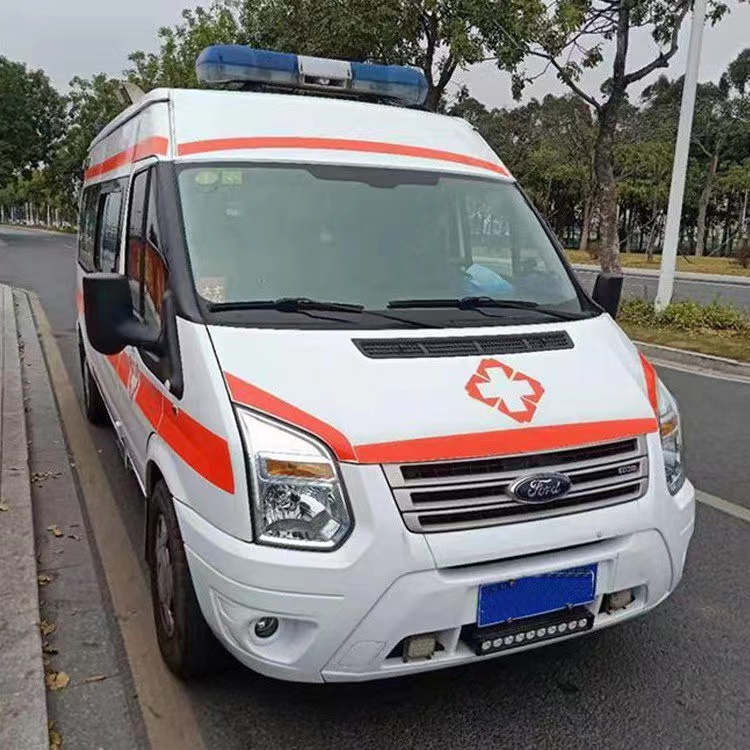 南坤镇用途不同，救护车装备标准也不同